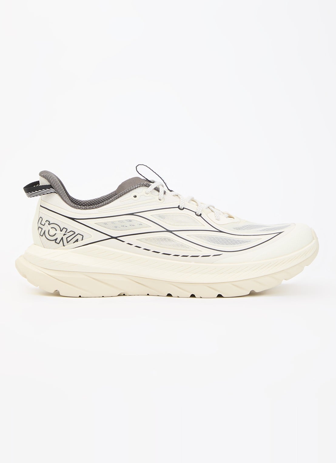 HOKA Mach Remastered sneaker met mesh details - voorkant gebroken wit