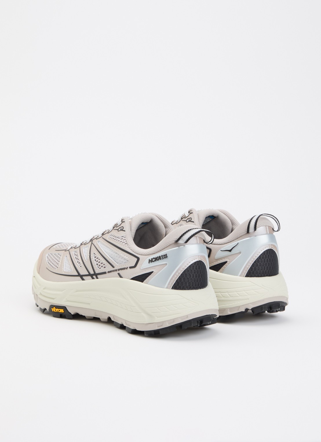 HOKA Mafate Speed 2 TS sneaker met mesh details en metallic finish - achterkant creme