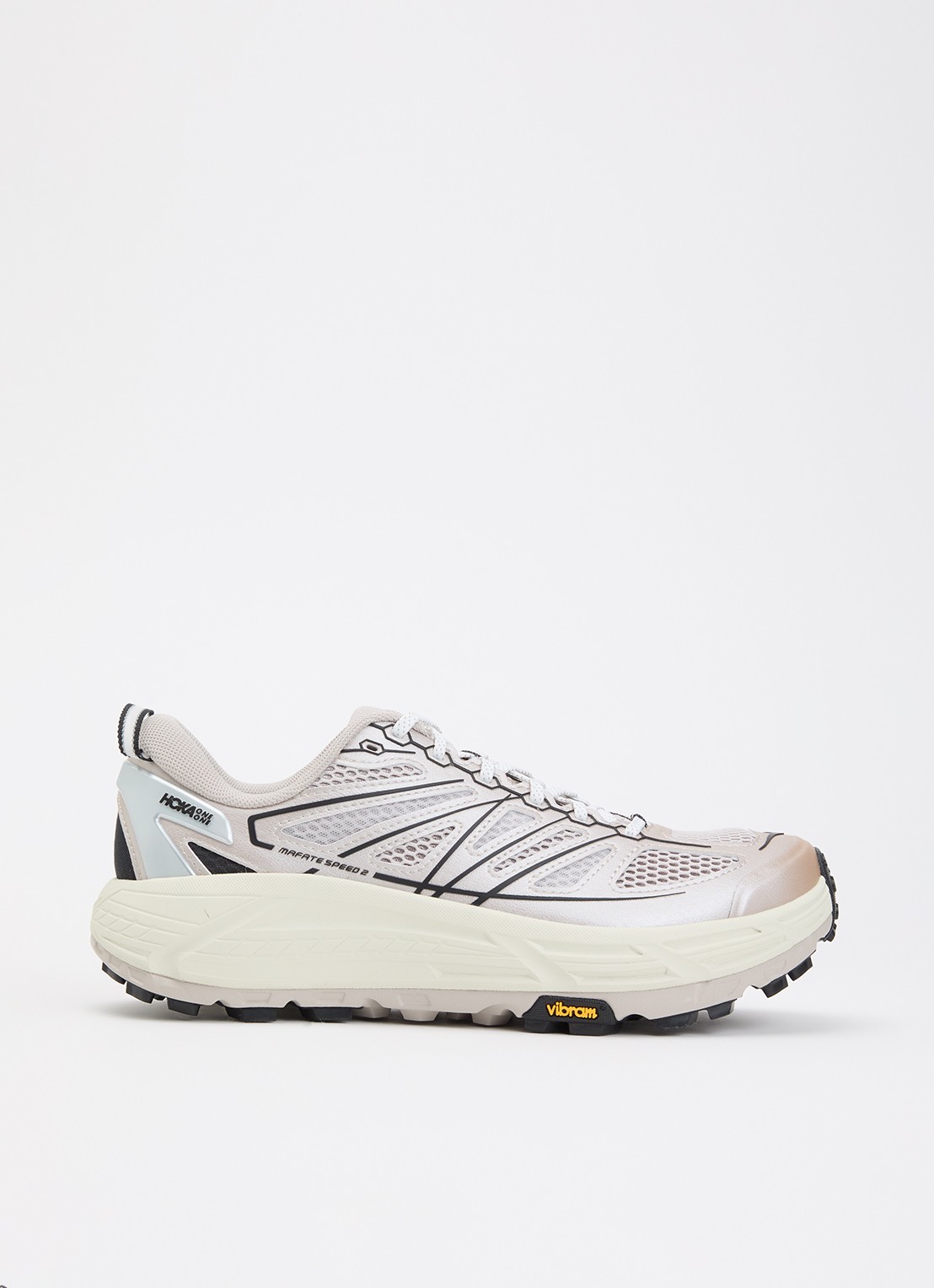 HOKA Mafate Speed 2 TS sneaker met mesh details en metallic finish - voorkant 5 creme