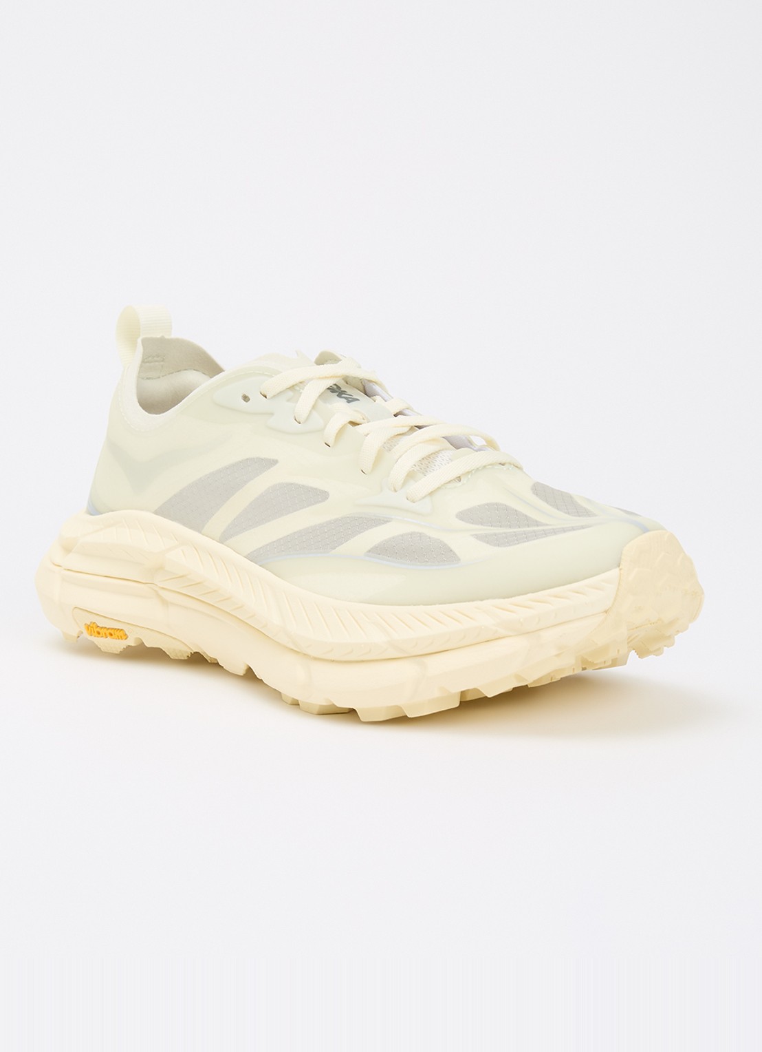 HOKA Mafate Speed 4 Lite sneaker met details van mesh - voorkant vanillegeel