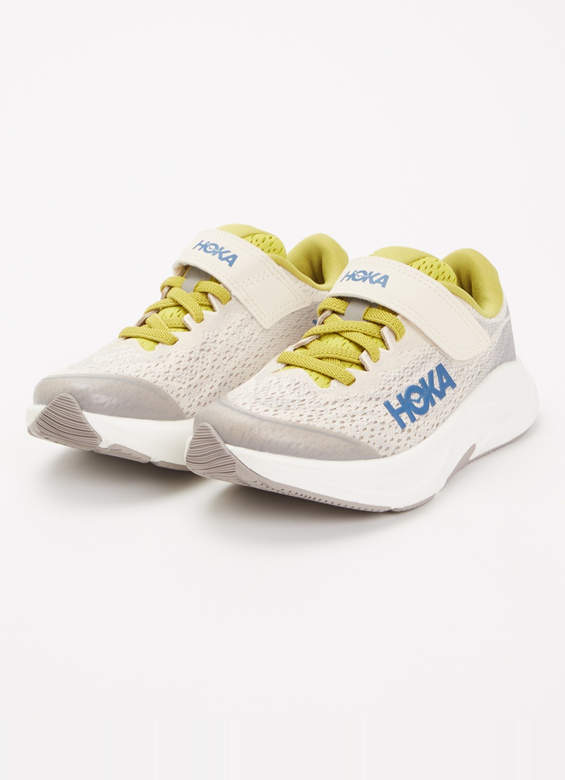 HOKA Rincon 4 hardloopschoen met gebreid bovenwerk en logo - voorkant 2 lichtgrijs