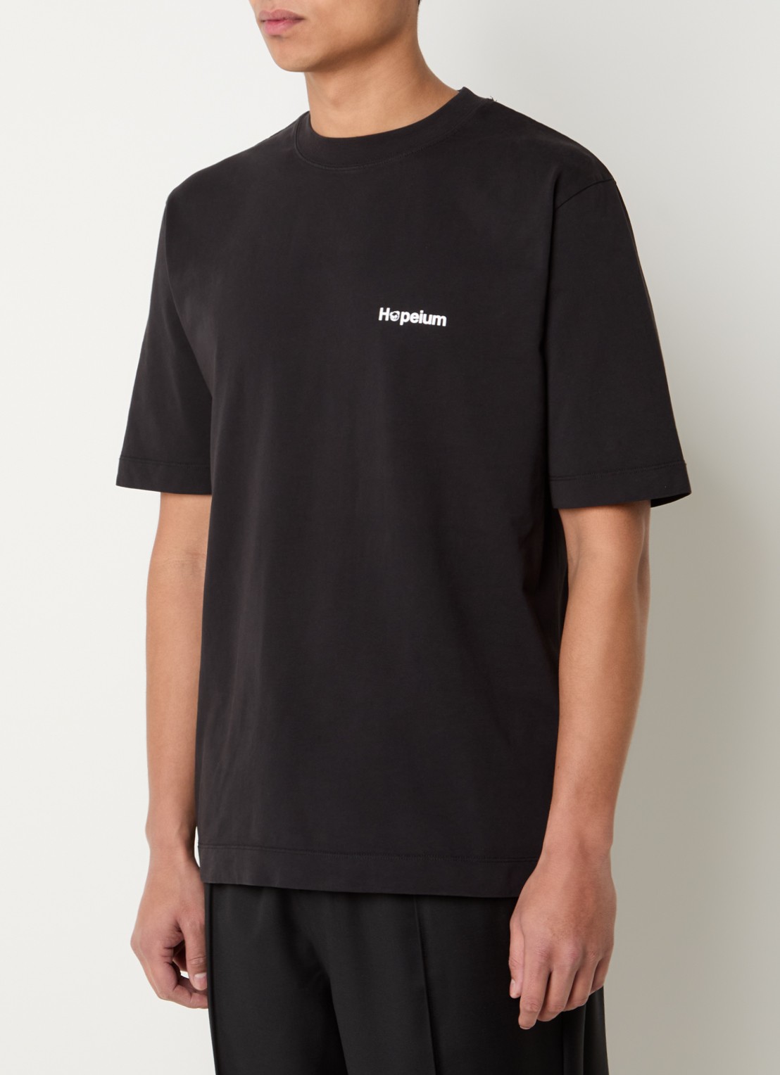 Hopeium T-shirt met logo- en backprint - achterkant zwart