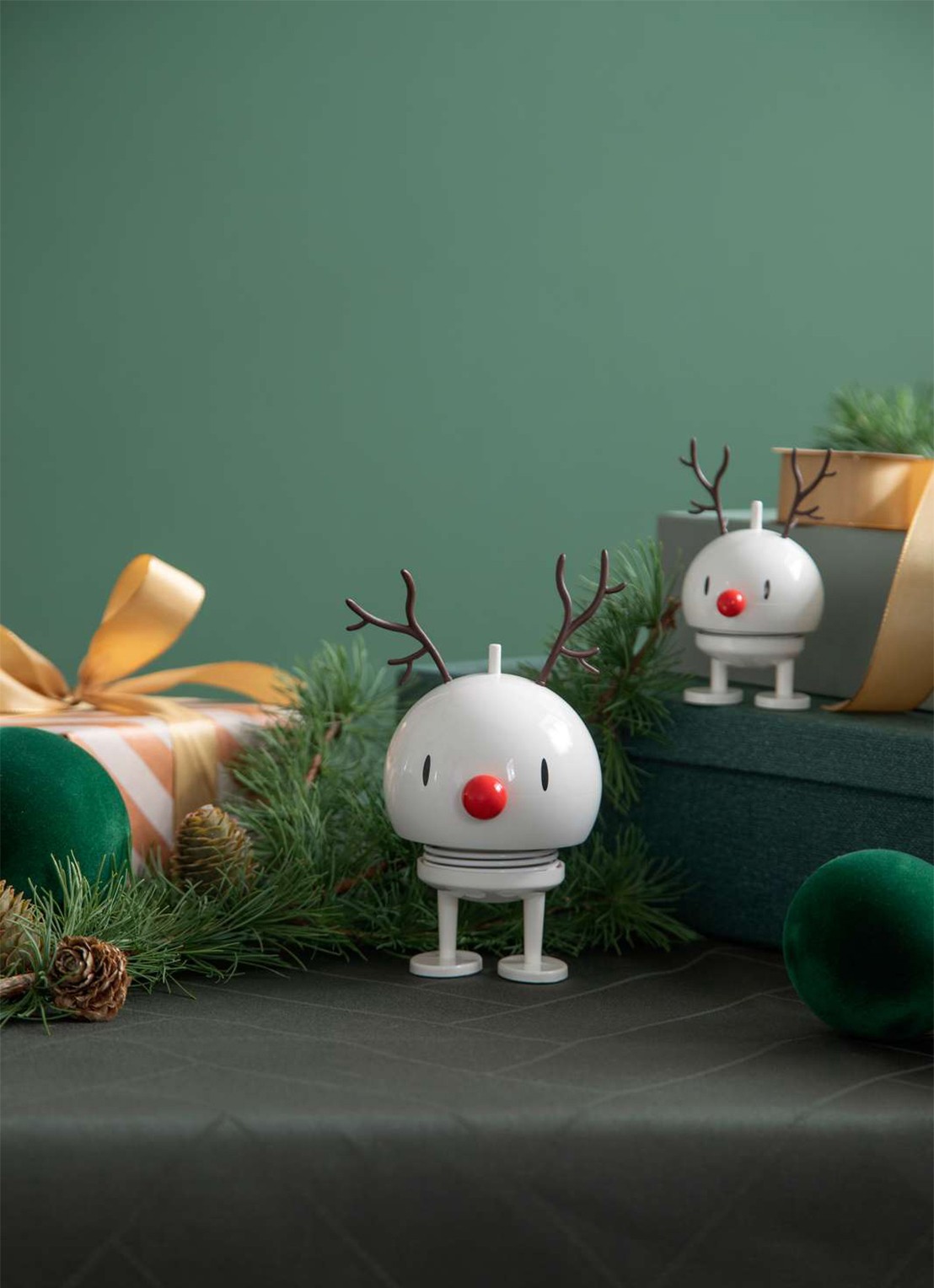 Hoptimist Reindeer Bumble S ornament 9,5 cm - voorkant 3 wit