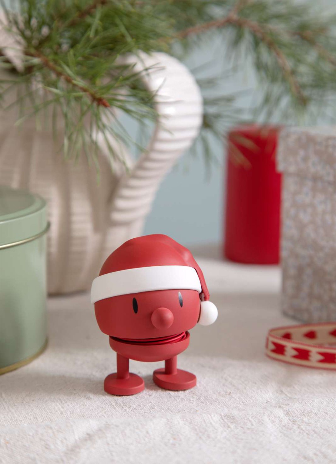 Hoptimist Soft Santa Bumble S ornament 7,2 cm - voorkant 2 rood