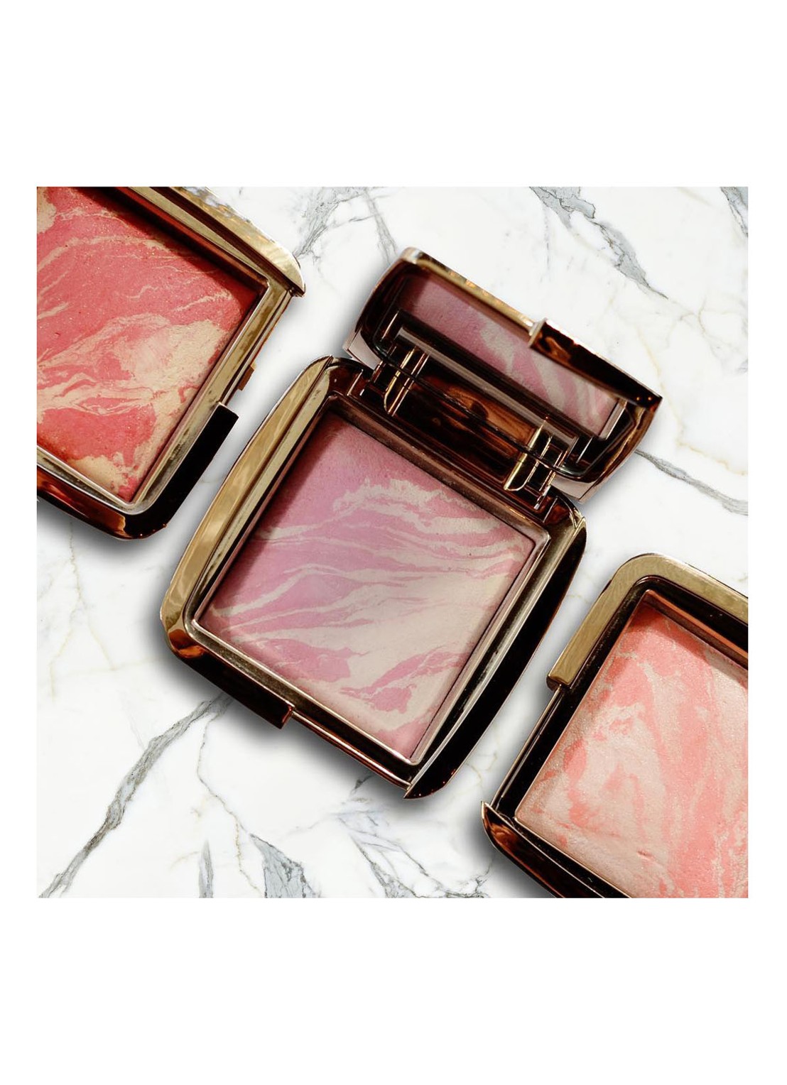 Hourglass AMBIENT™ Lighting Blush - detail 6 luminous flush