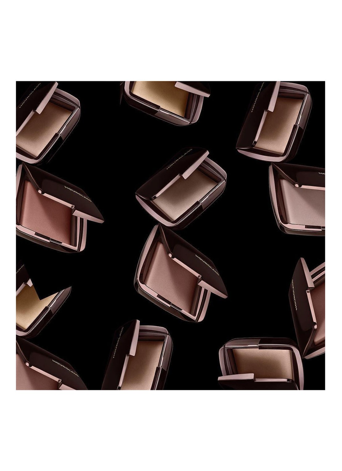 Hourglass AMBIENT™ Lightning Finishing powder - lichtreflecterend poeder - detail 3 luminous light