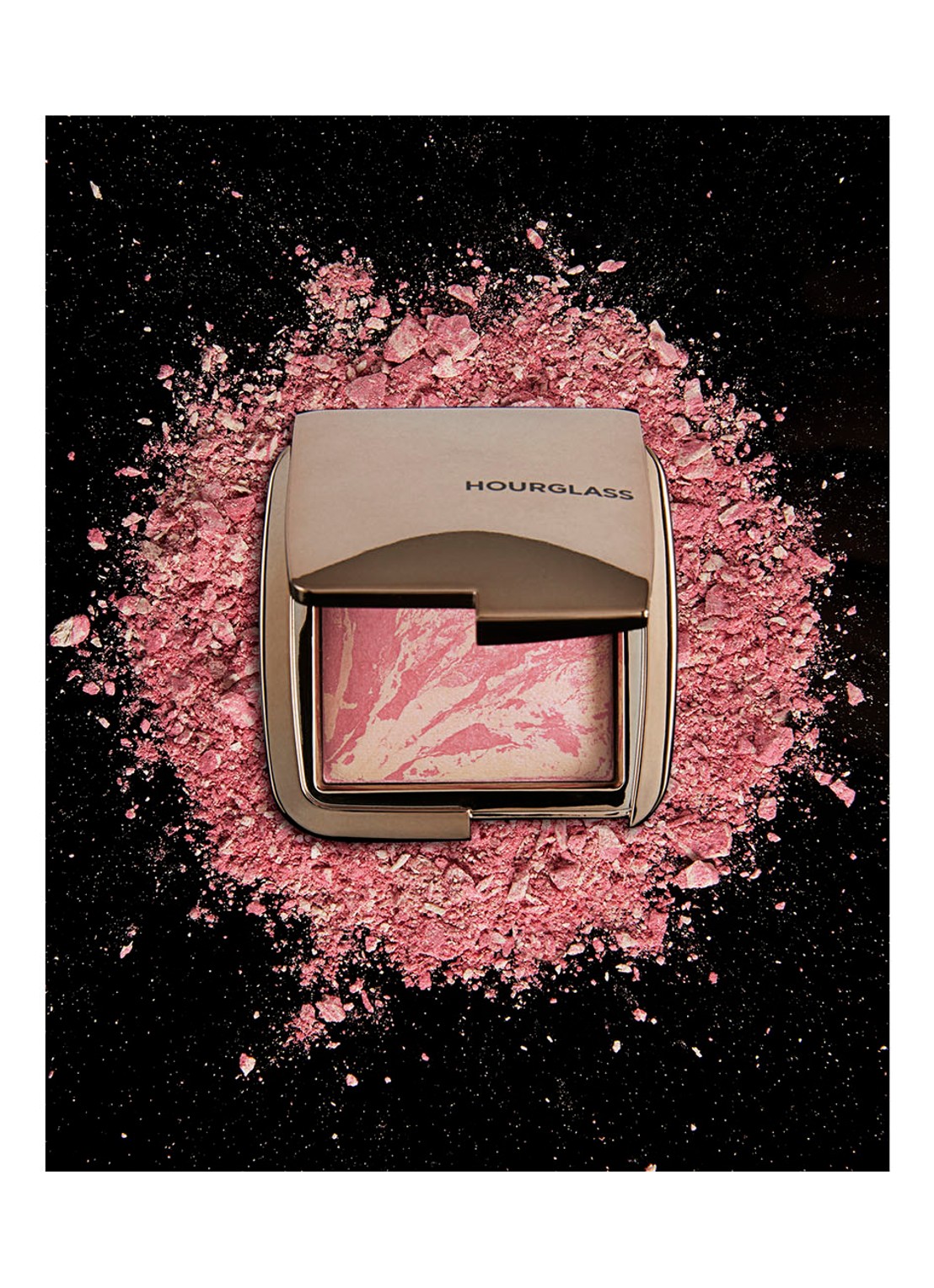 Hourglass AMBIENT™ Lighting Blush - detail 7 diffused heat