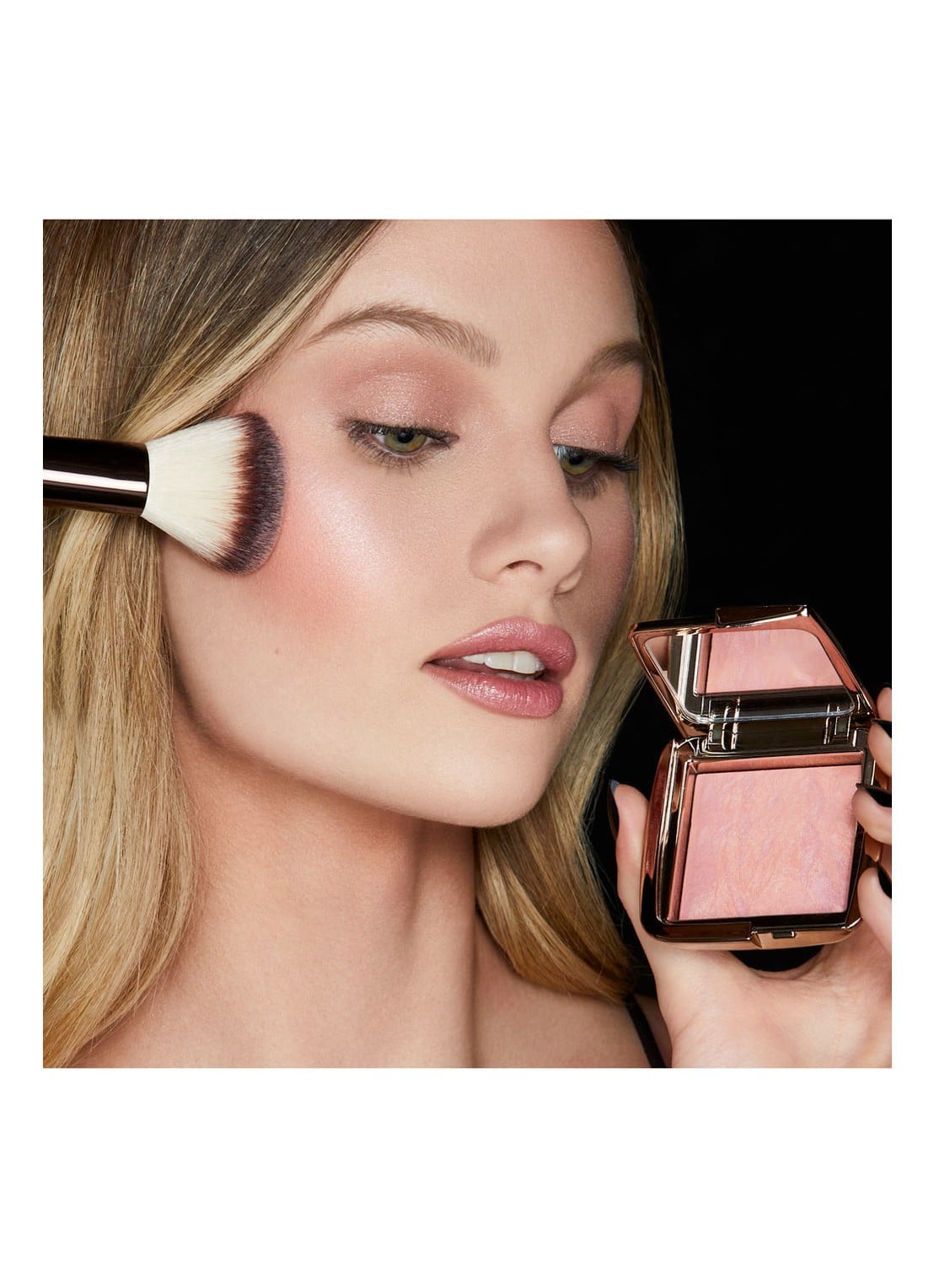 Hourglass AMBIENT™ Lighting Blush - voorkant 2 sublime flush