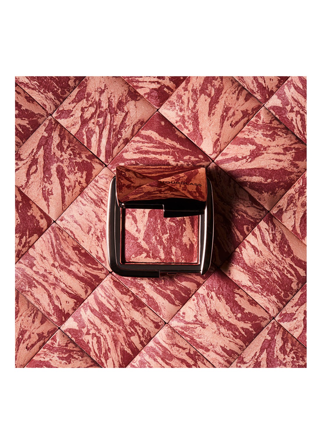 Hourglass At Night AMBIENT™ Lighting Blush - detail 4 at night