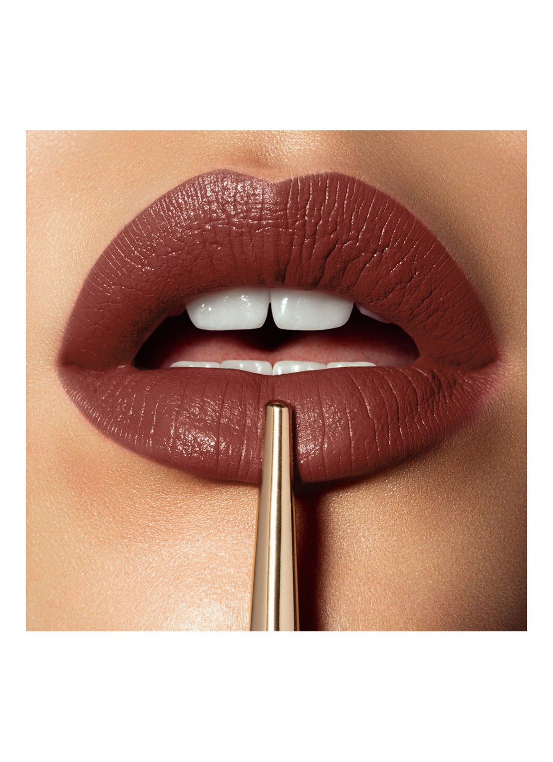 Hourglass CONFESSION™ Ultra Slim High Intensity Refillable lipstick - navulbare lipstick - voorkant 4 i feel
