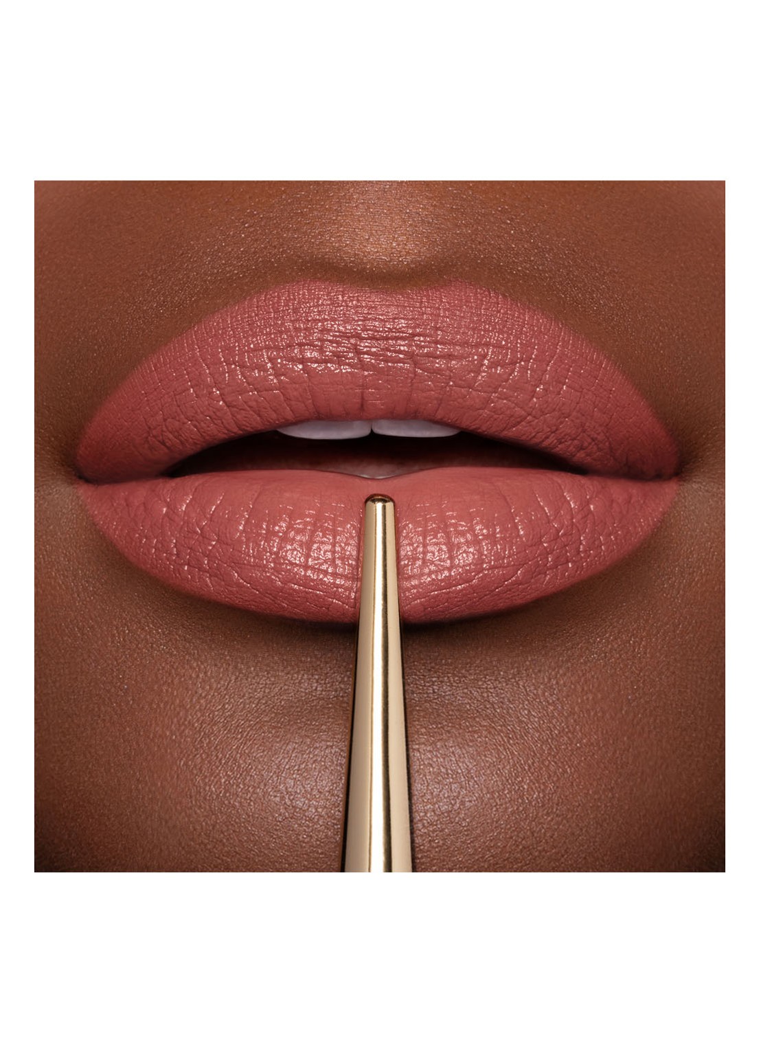 Hourglass CONFESSION™ Ultra Slim High Intensity Refillable lipstick - navulbare lipstick - detail 2 when i was