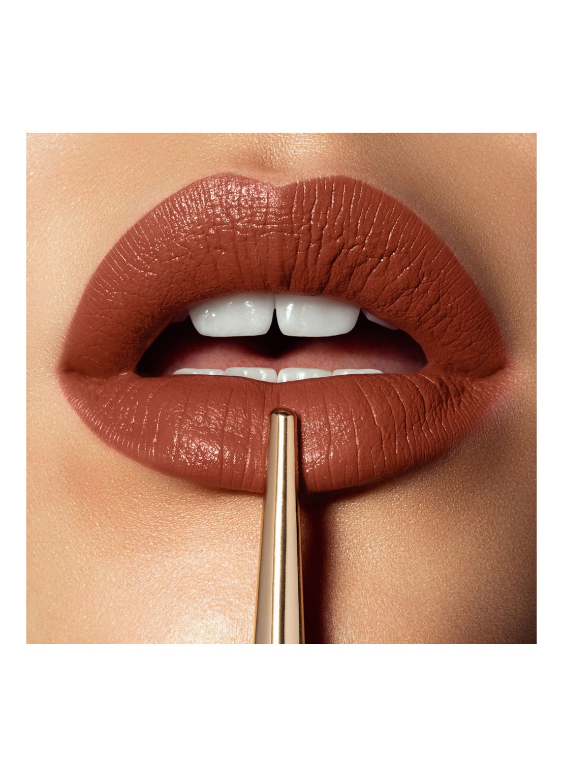 Hourglass CONFESSION™ Ultra Slim High Intensity Refillable lipstick - navulbare lipstick - voorkant 4 you make me