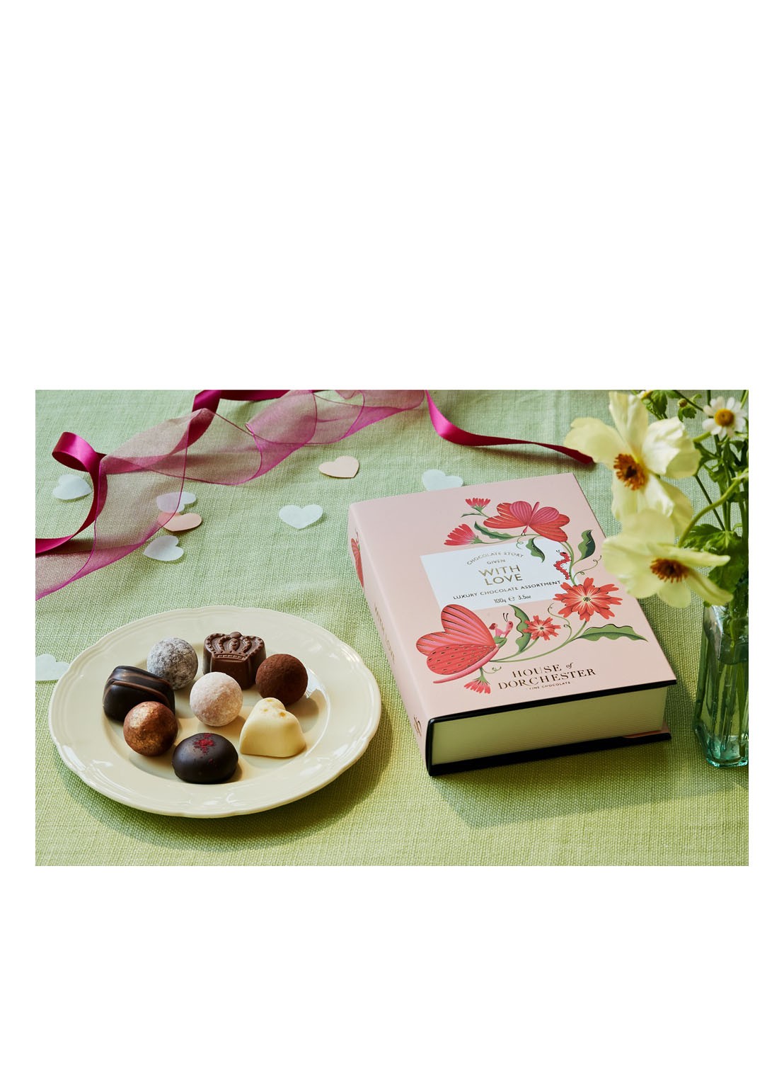 House of Dorchester With Love Book Box chocolade bonbons 8 stuks - achterkant undefined