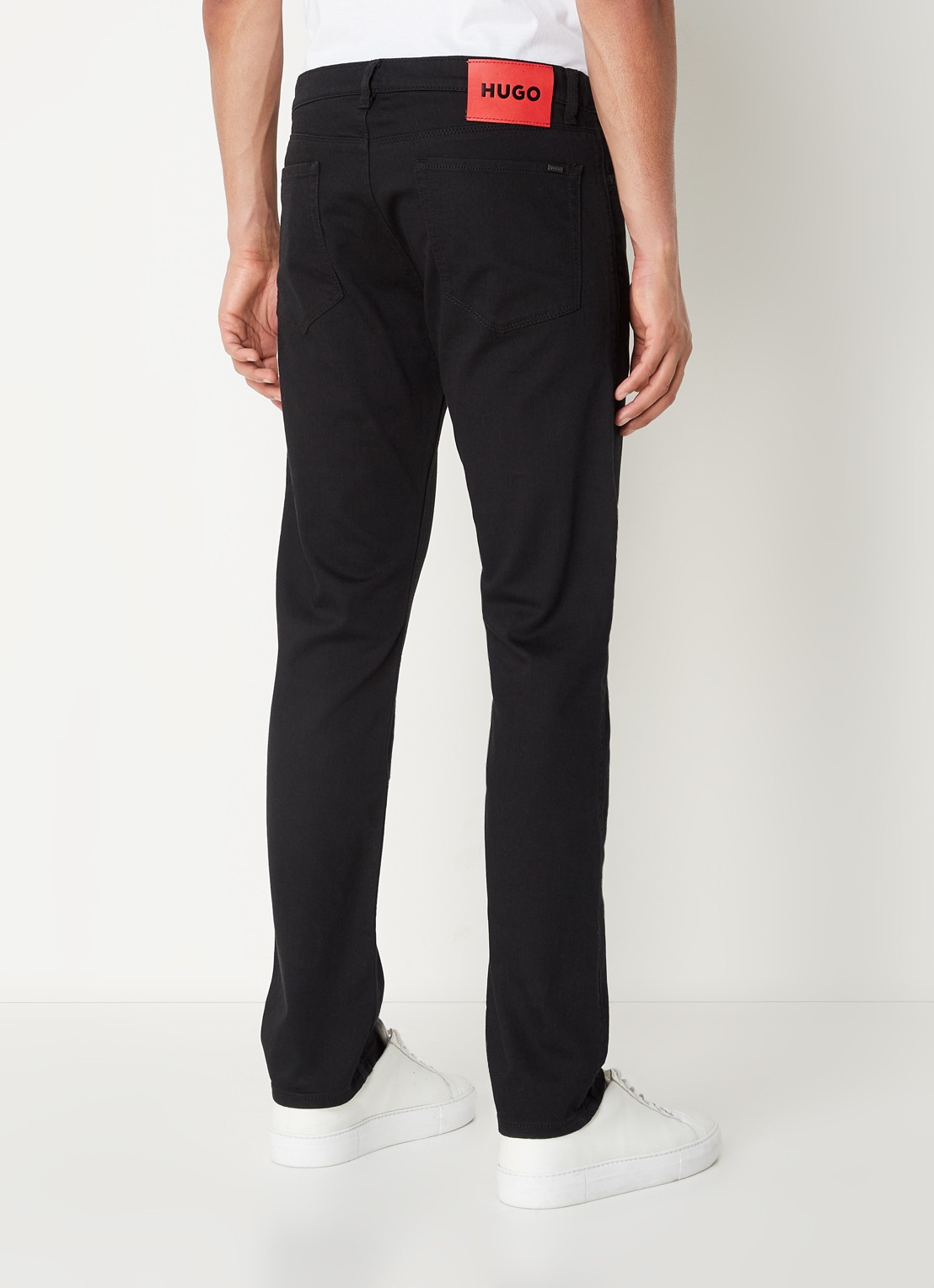 HUGO 708 Slim fit jeans met stretch  - achterkant 3 zwart