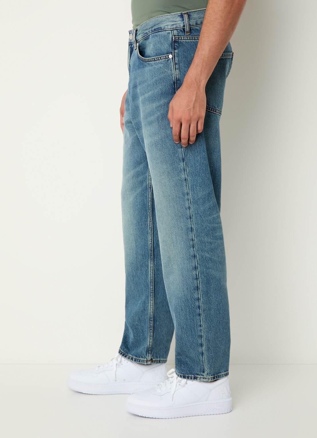 HUGO 838 straight leg jeans met medium wassing - detail 4 indigo