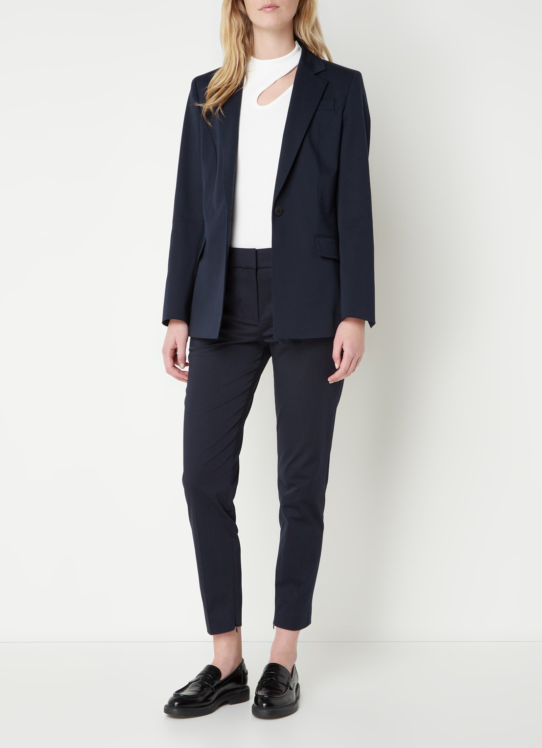 HUGO Amegan blazer met klepzakken - voorkant 4 donkerblauw