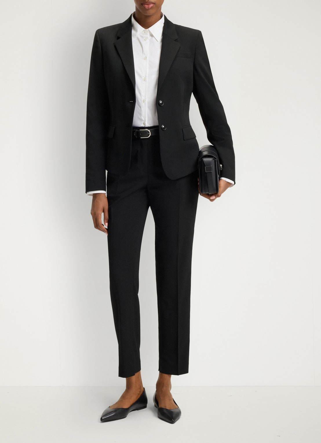HUGO Aredana blazer in wolblend met schoudervulling - voorkant 3 zwart
