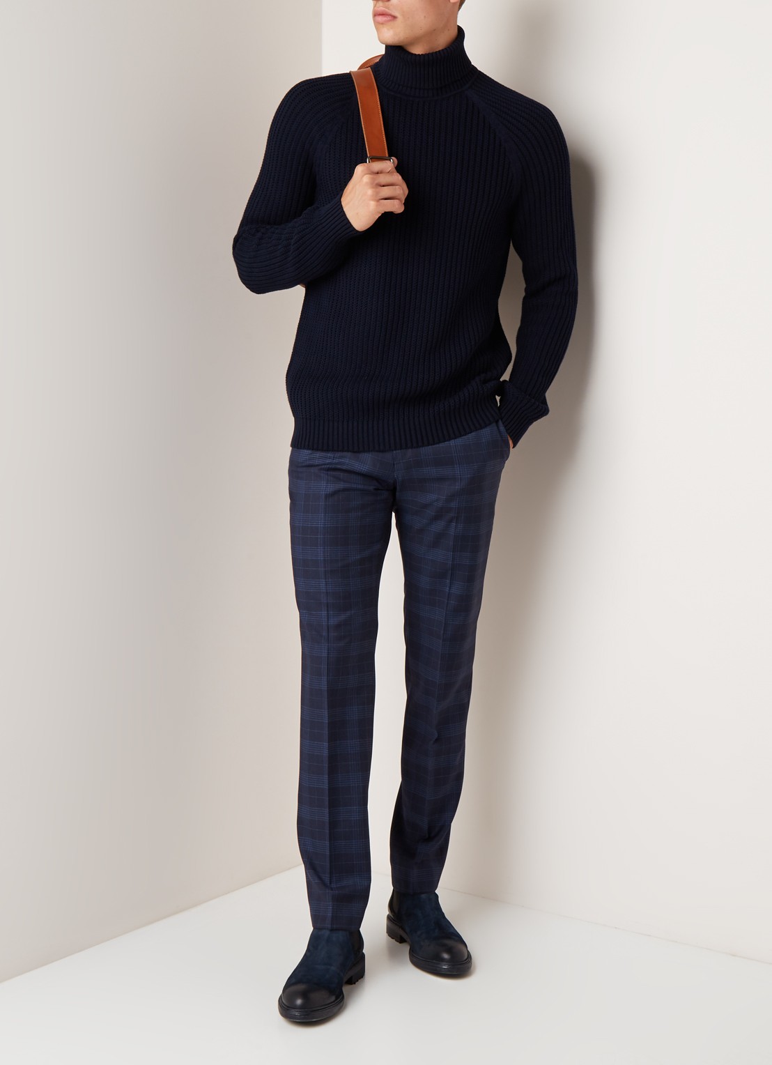 HUGO BOSS Genius5 10220197 01  402 - voorkant 5 donkerblauw
