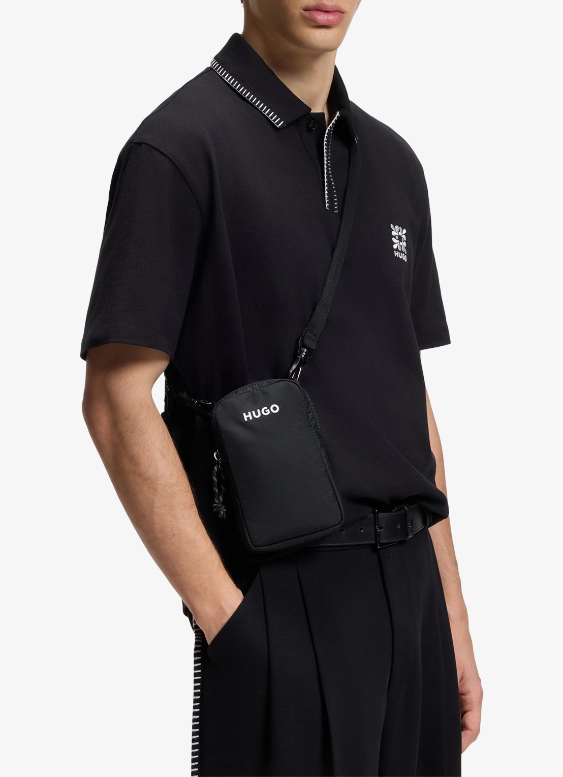 HUGO Crossbodytas met logo - voorkant 2 zwart