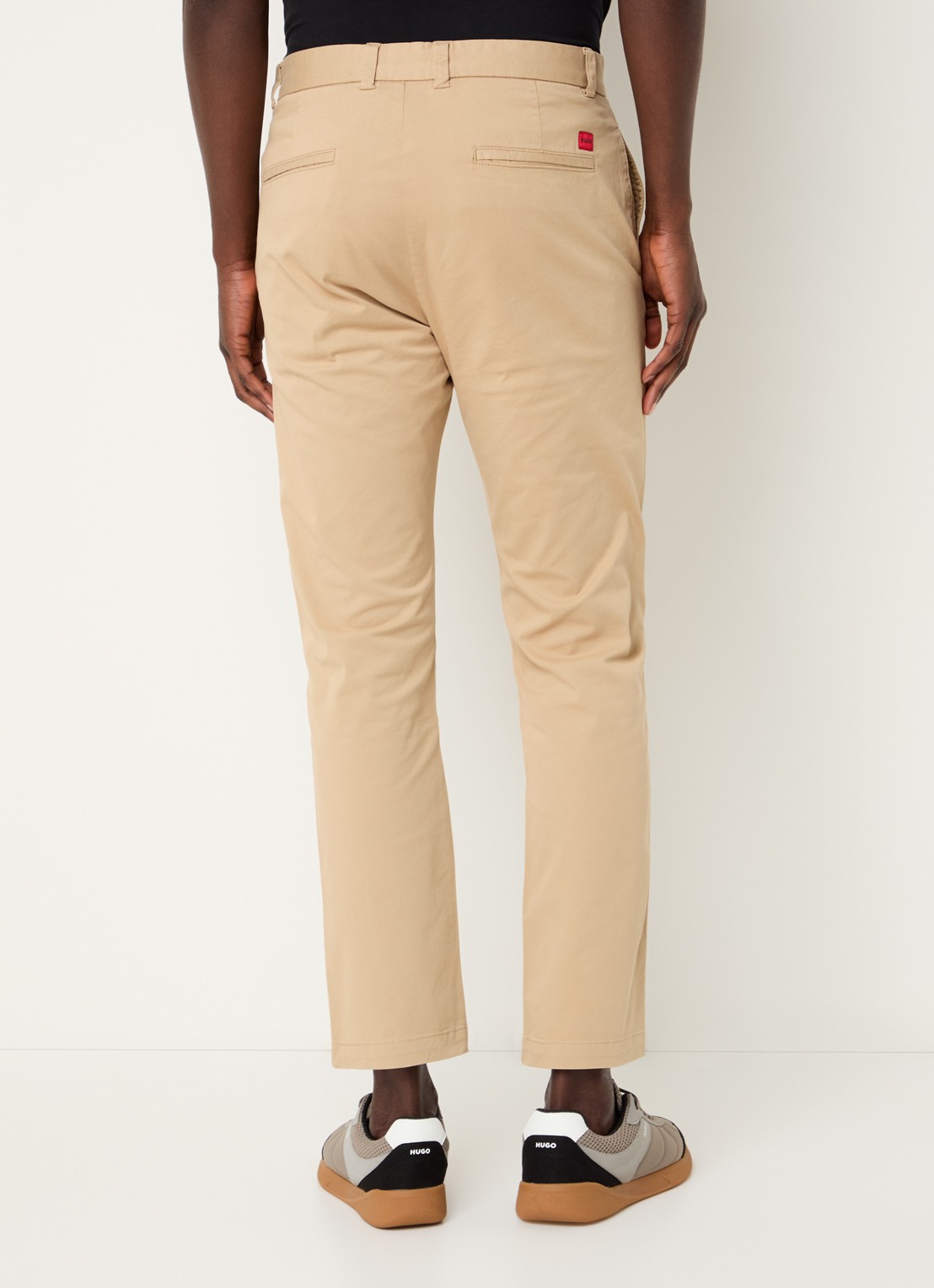 HUGO David slim fit chino met steekzakken - achterkant 5 medium beige-269 / beige