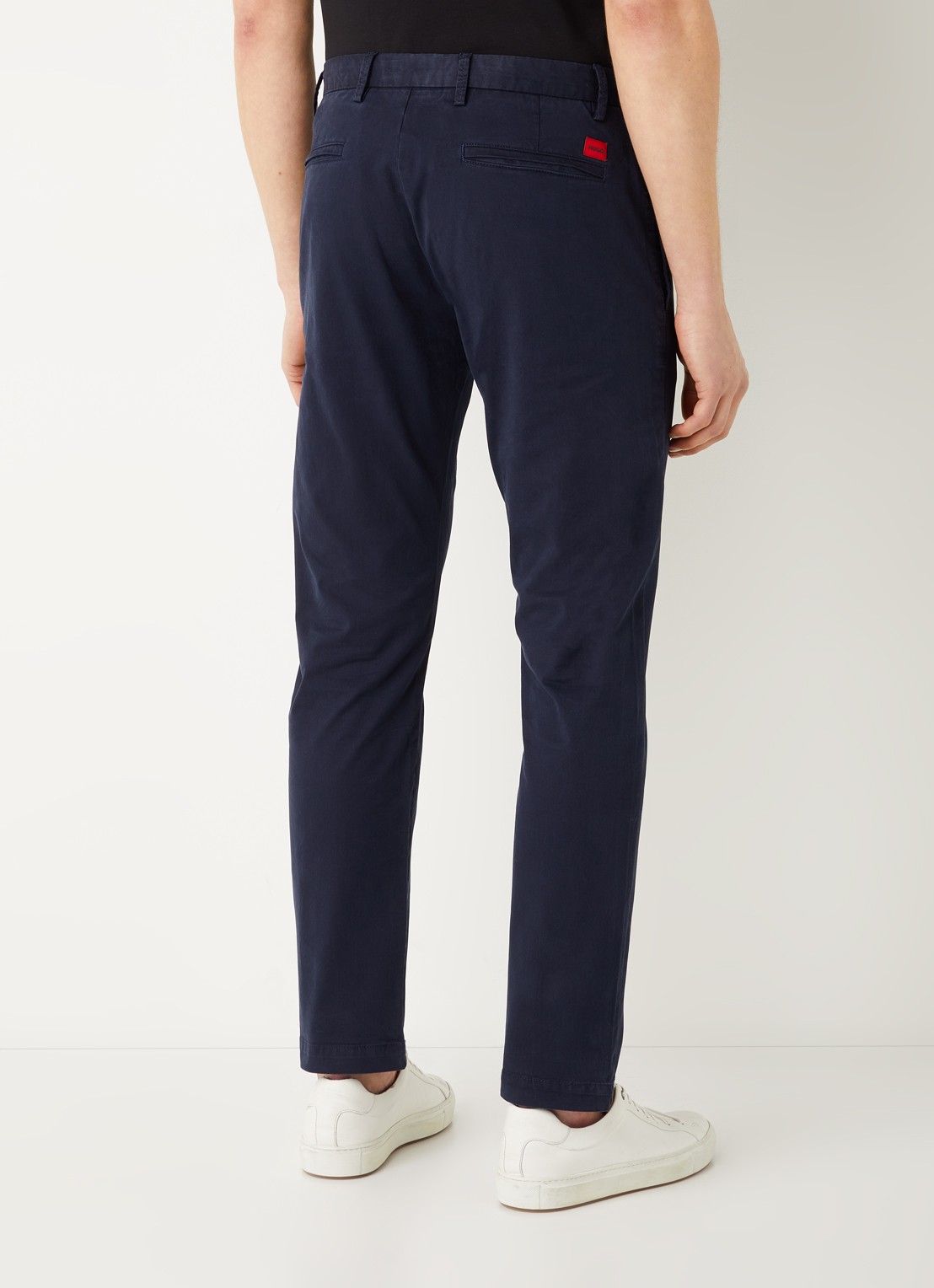 HUGO David slim fit chino met stretch - achterkant 3 donkerblauw