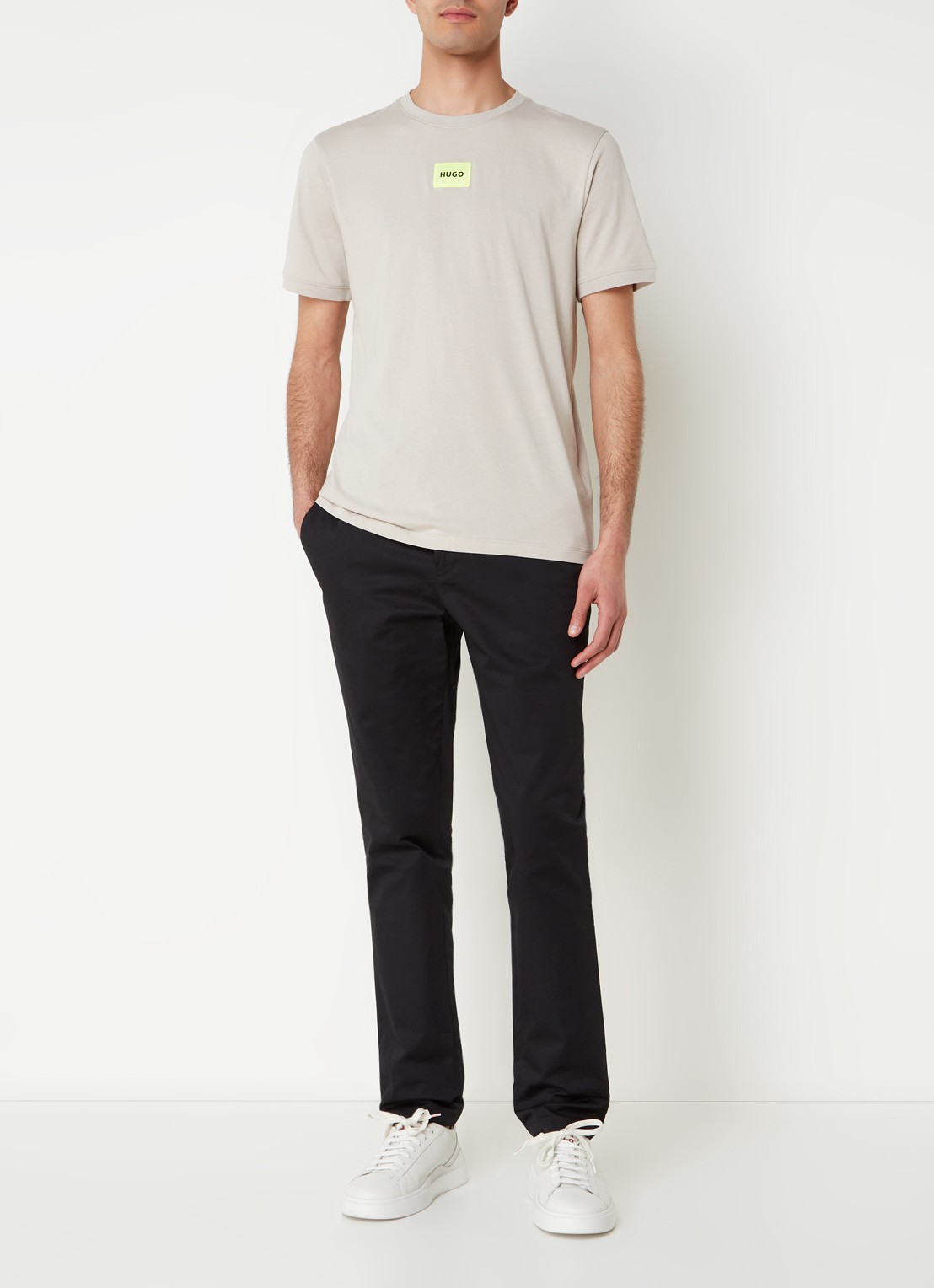 HUGO Diragolino T-shirt met logo - voorkant 2 donkerbeige