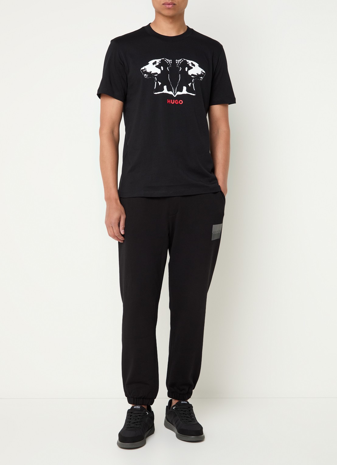 HUGO Dobero T-shirt met logoprint - voorkant 2 zwart