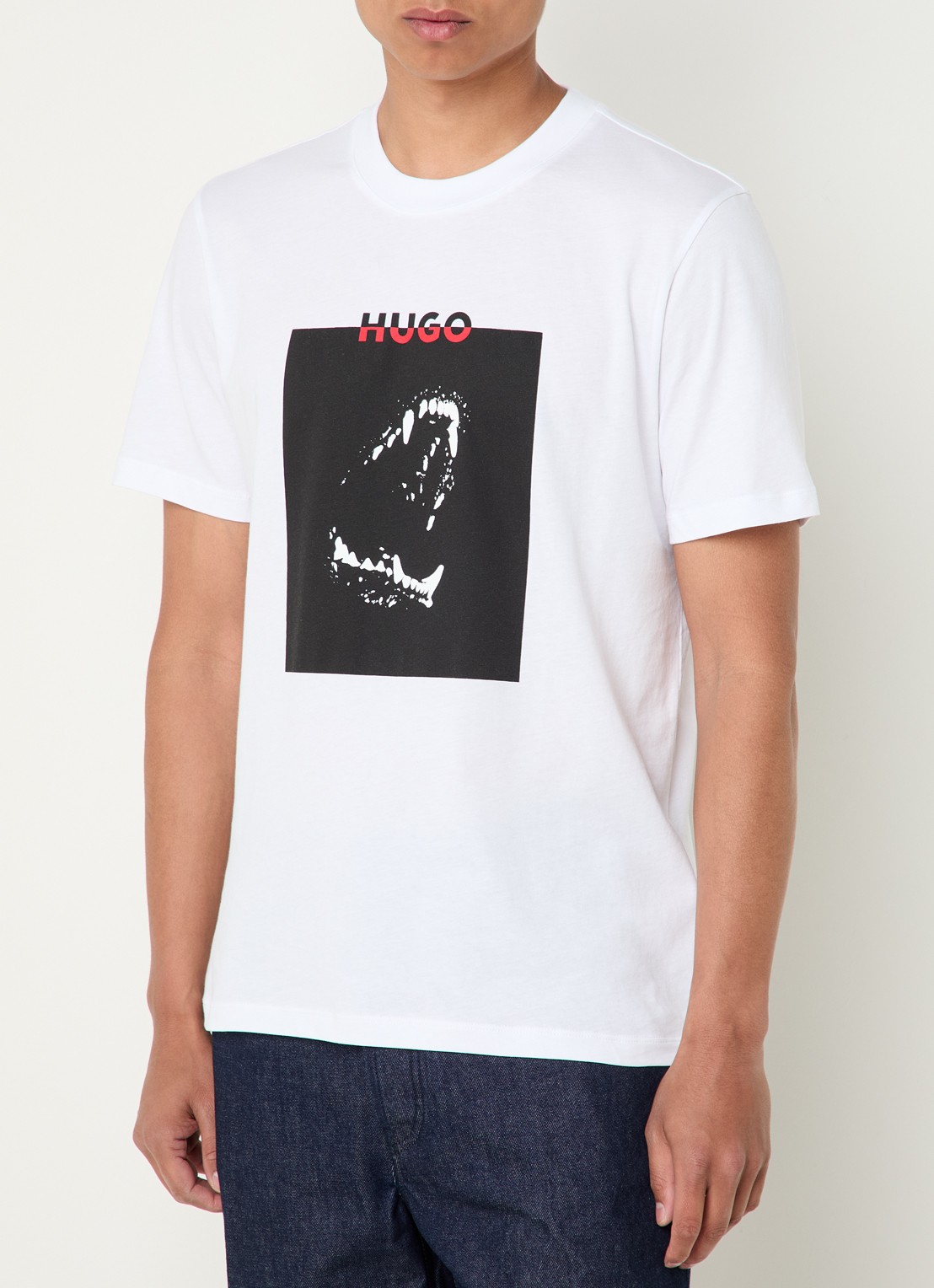 HUGO Dobero T-shirt met logoprint - detail 4 wit