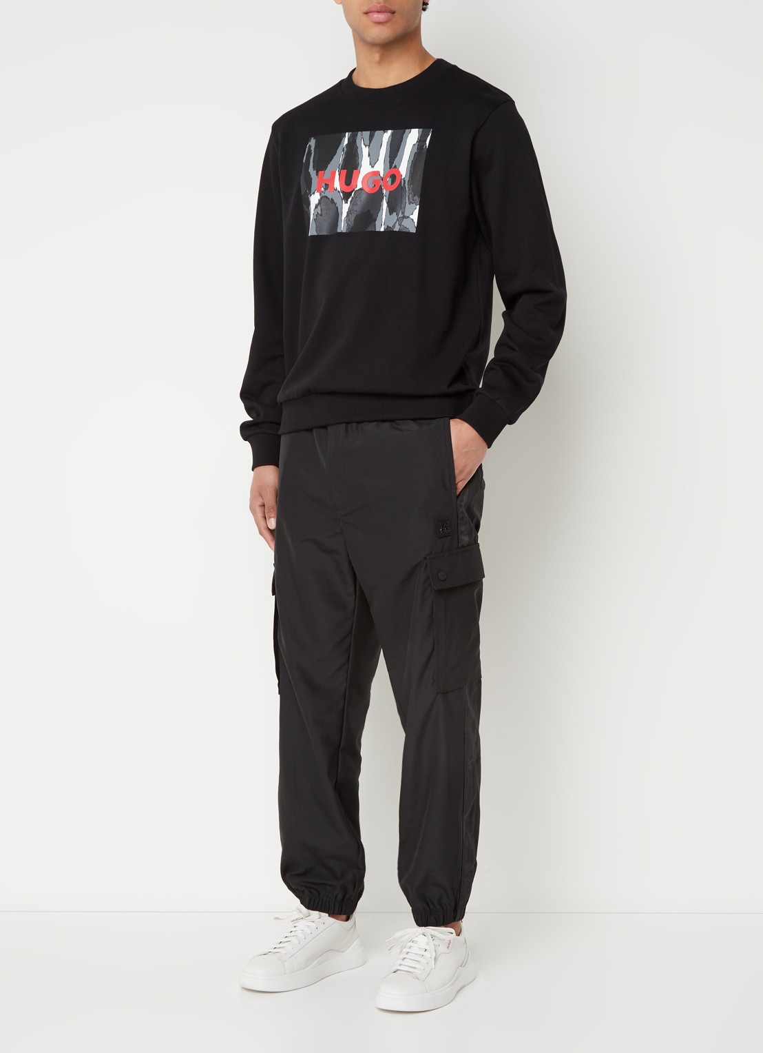 HUGO Duragol sweater met logoprint - voorkant 2 zwart