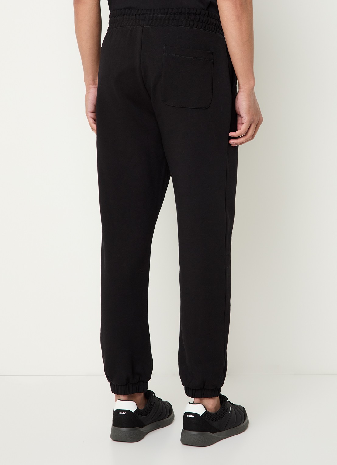HUGO Dusplitan tapered fit joggingbroek met logo - achterkant 3 zwart