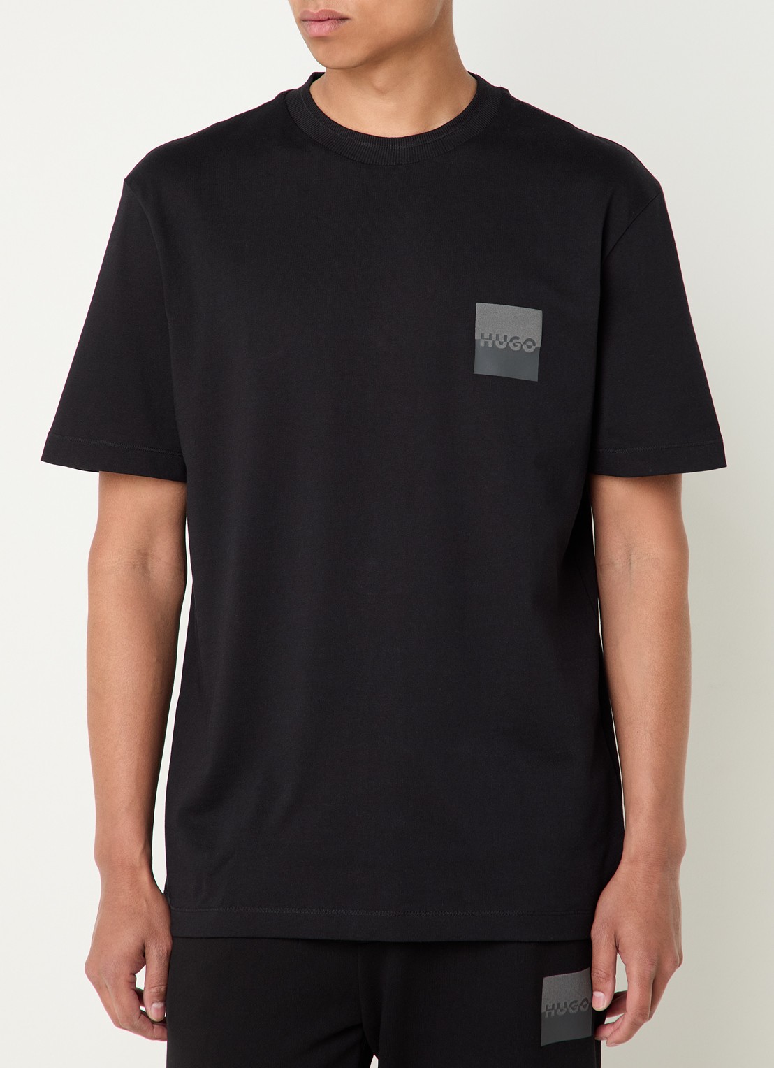 HUGO Dusplito T-shirt met logo- en backprint - detail zwart