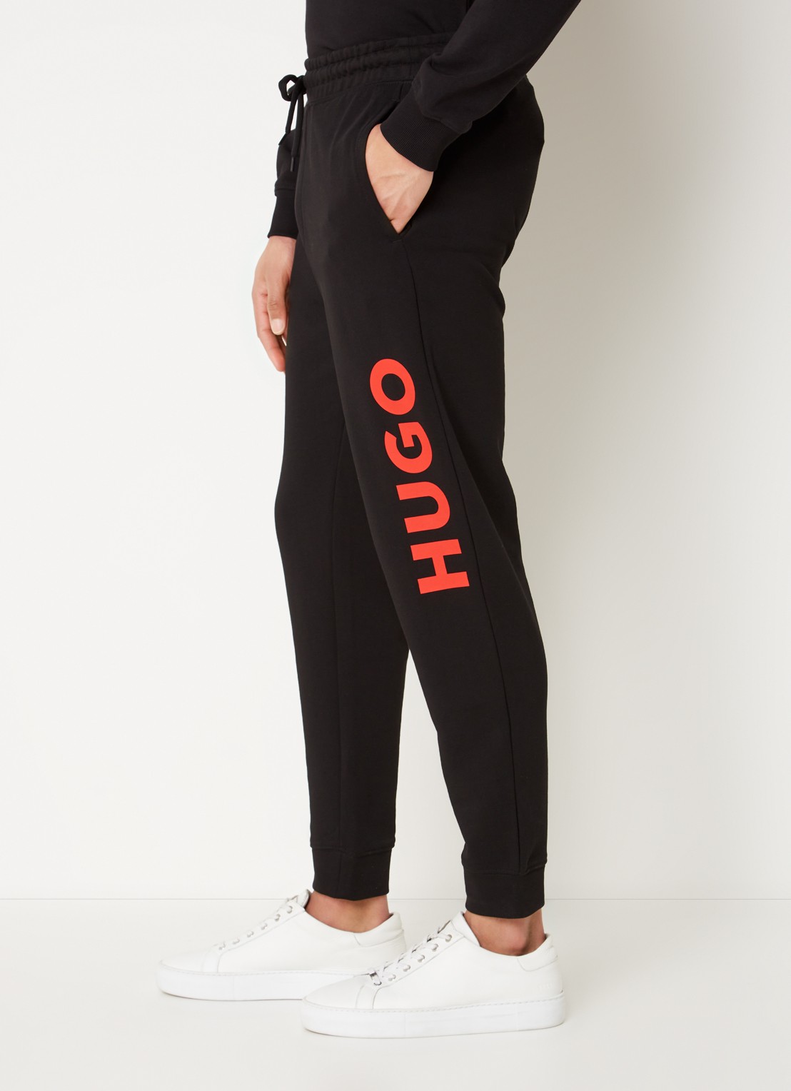HUGO Dutschi tapered fit joggingbroek met logo - detail 2 zwart