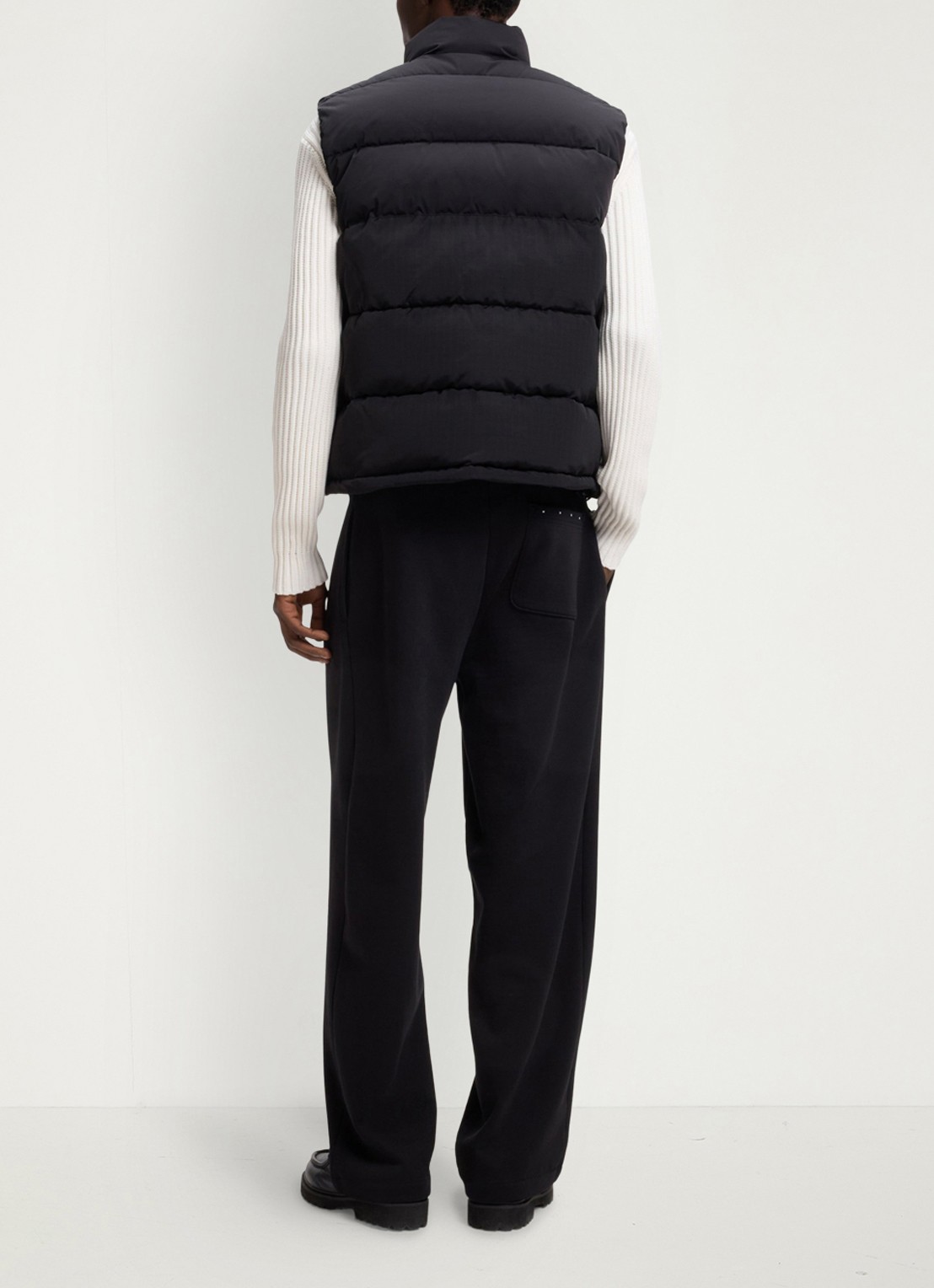 HUGO Gewatteerde bodywarmer met logo - achterkant 4 zwart