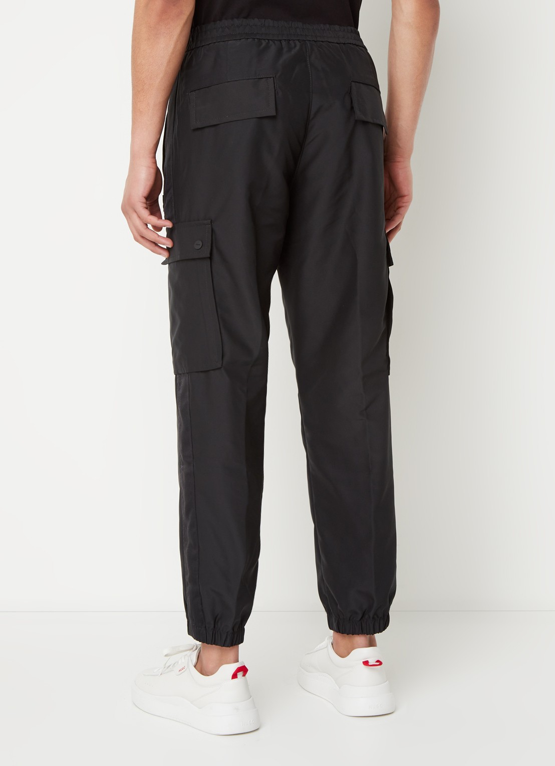 HUGO Ginto tapered fit cargobroek met logo - achterkant 3 zwart