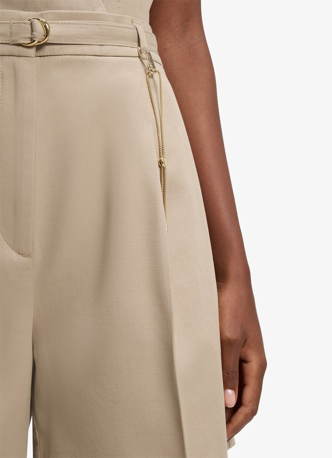 HUGO Henisea high waist wide fit korte broek met kettingdetail - detail 4 light/pastel brown-232 / bruin