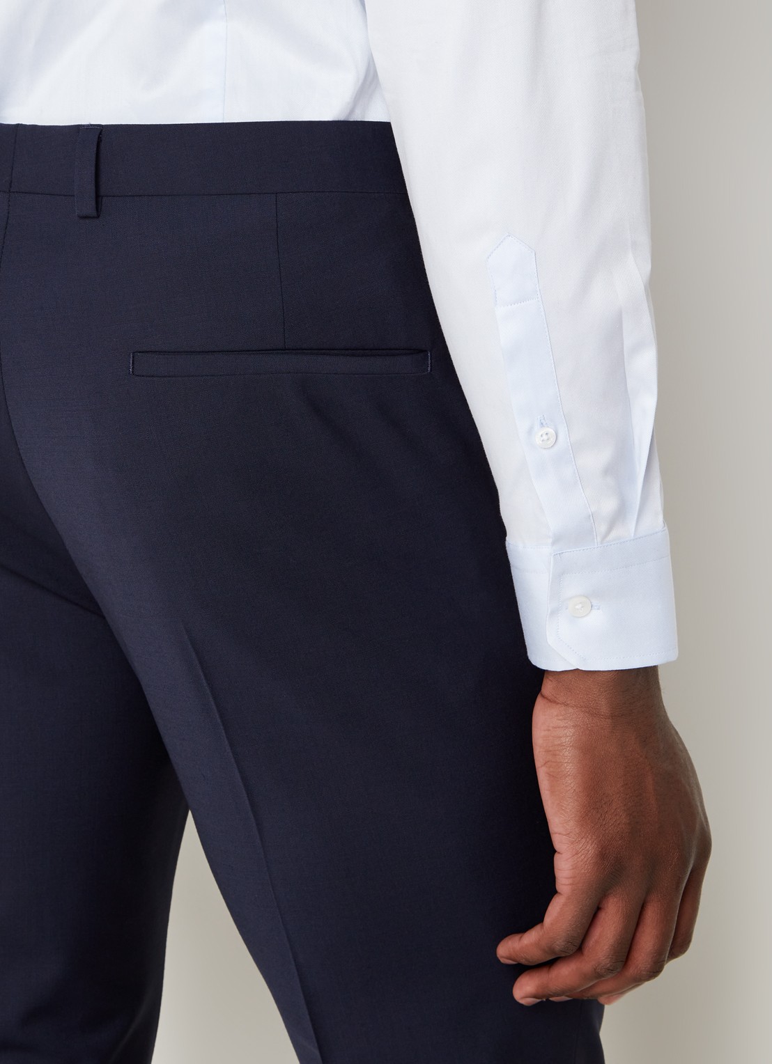HUGO Hesten slim fit pantalon met steekzakken  - detail 6 blauw