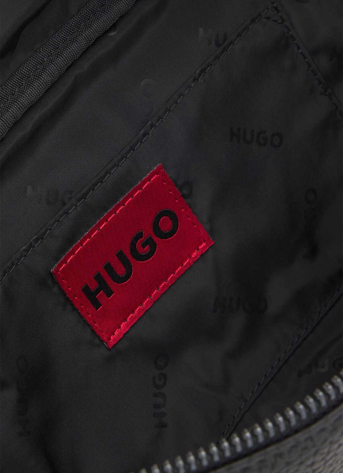 HUGO Heuptas met logo - achterkant 3 black-002 / zwart