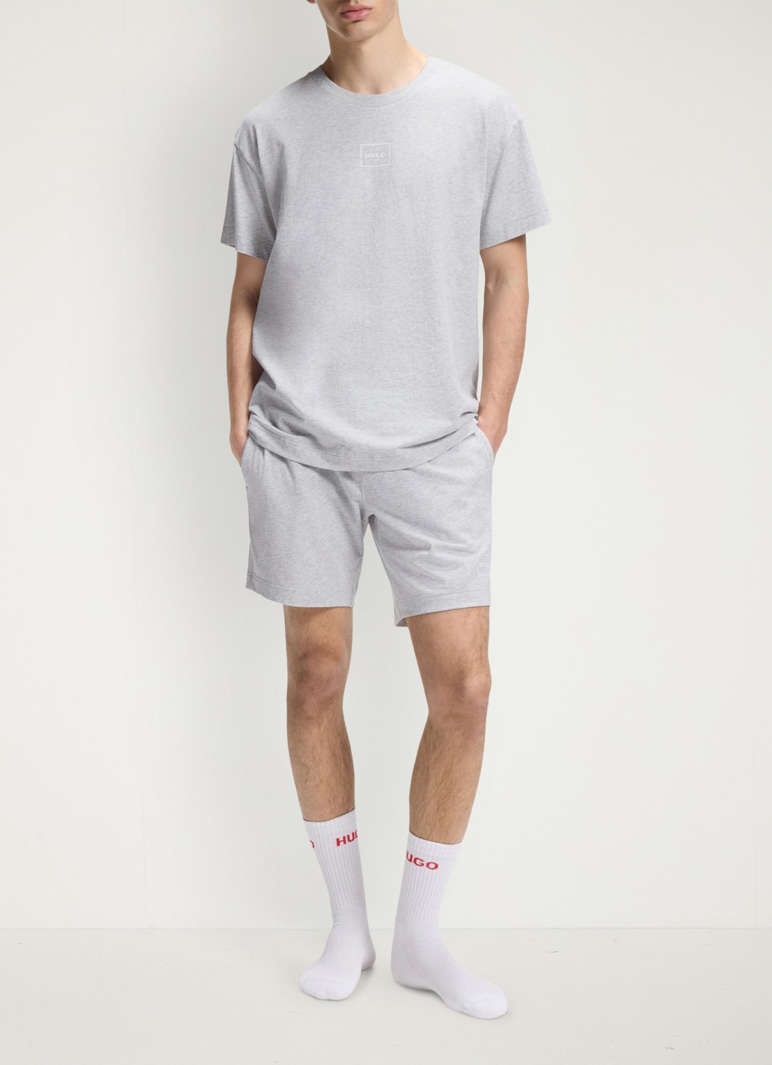 HUGO Lounge straight fit korte loungebroek met steekzakken - voorkant 5 light/pastel grey-052 / grijs