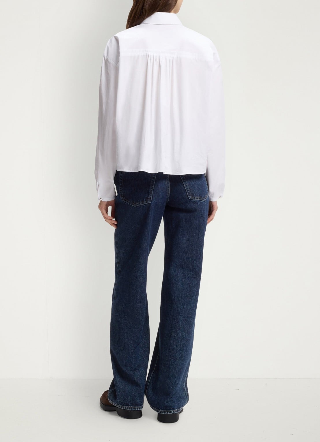 HUGO Mid waist straight fit jeans met donkere wassing - achterkant 5 navy-415 / blauw