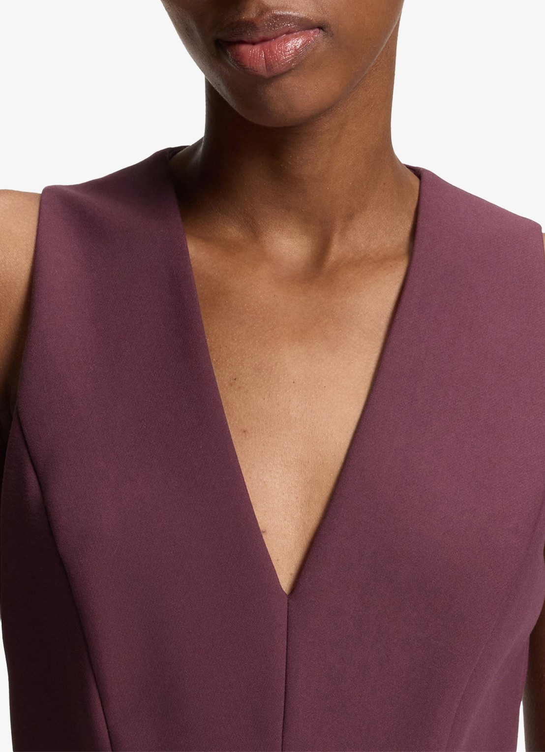 HUGO Midi jurk met V-hals en ceintuur - detail 5 aubergine