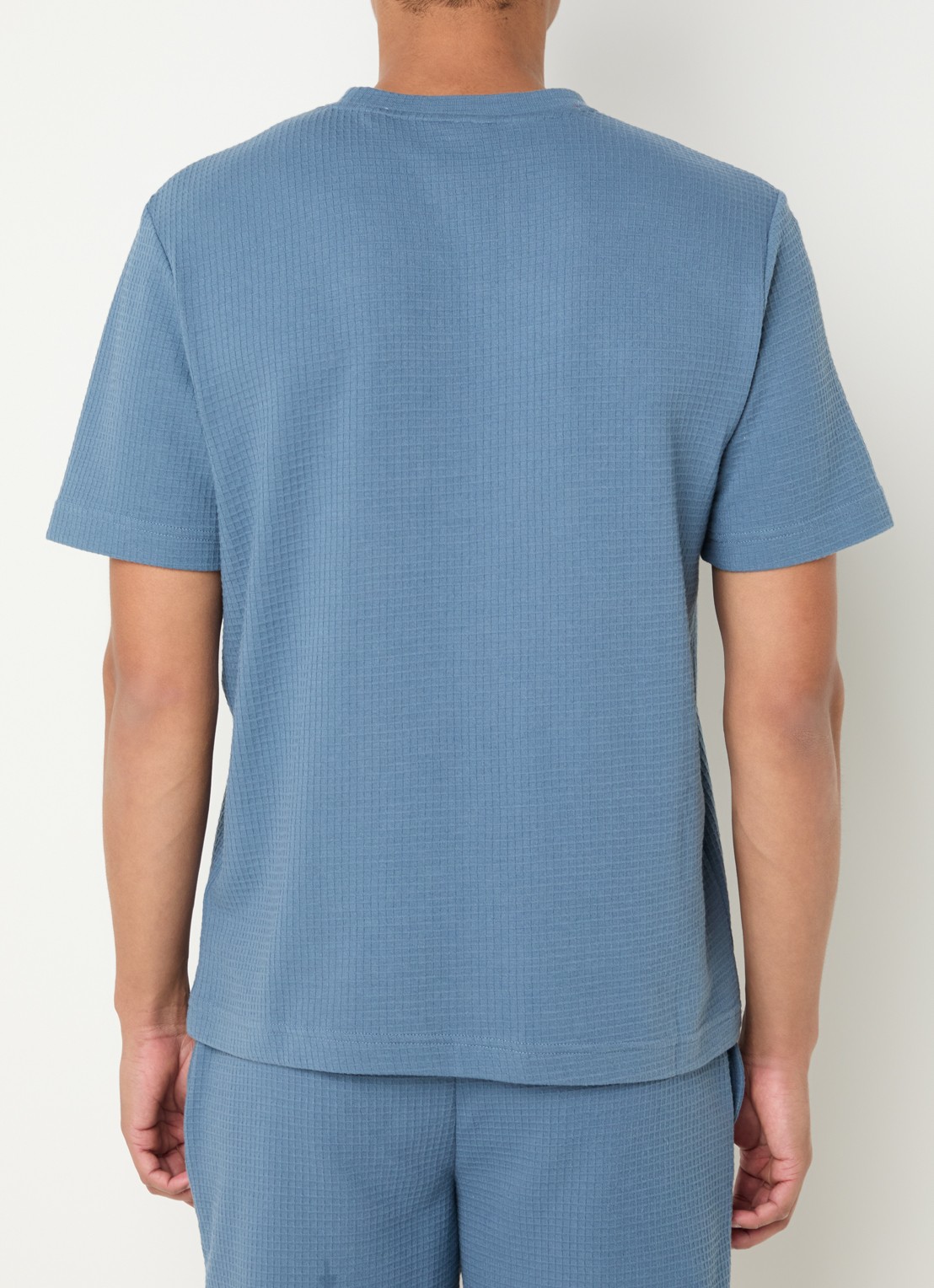 HUGO Pyjamashirt met wafelstructuur en logostiksel - achterkant 5 open blue-496 / blauw