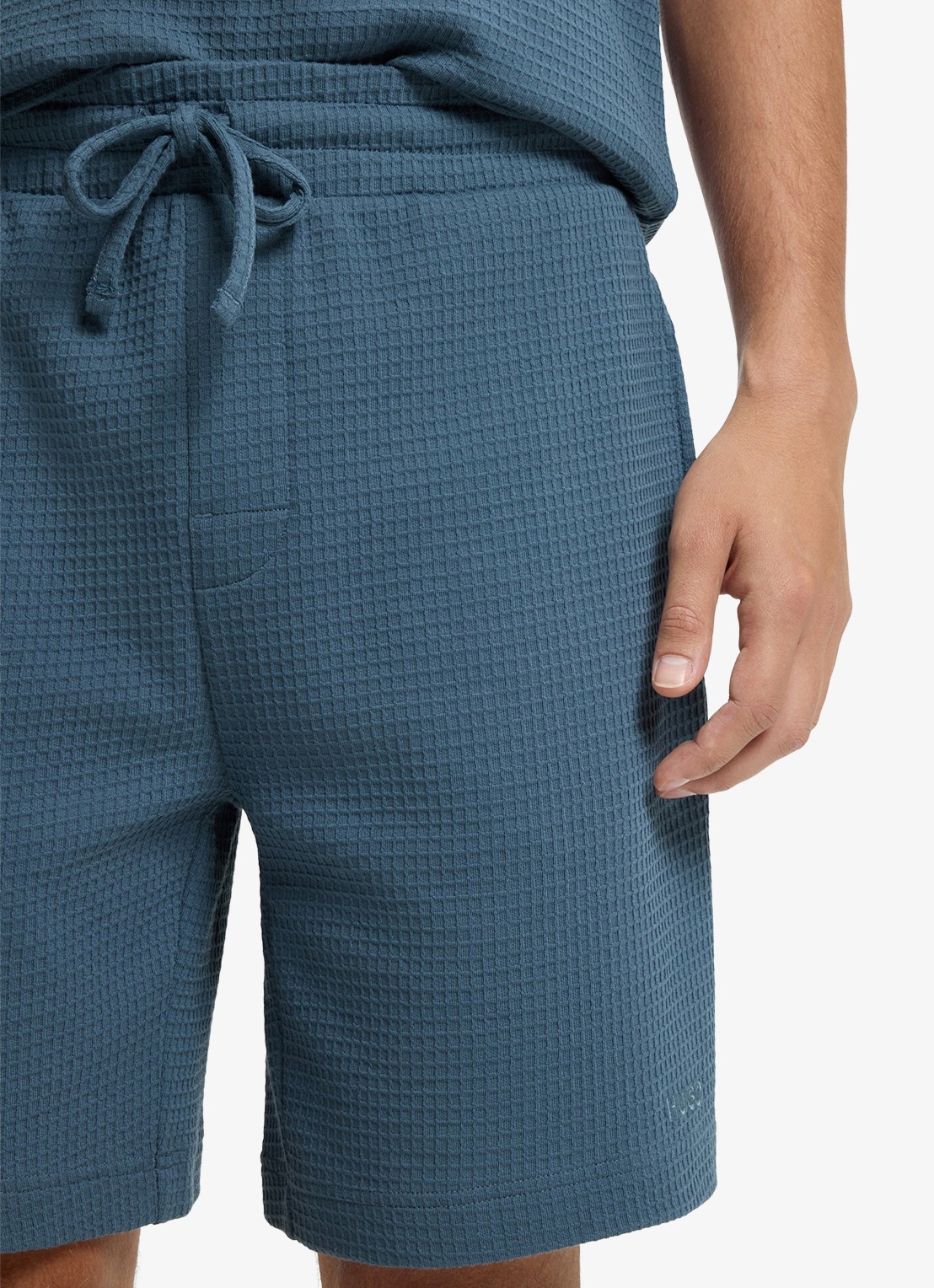 HUGO Pyjamashort met wafelstructuur en logostiksel - detail 5 open blue-496 / blauw