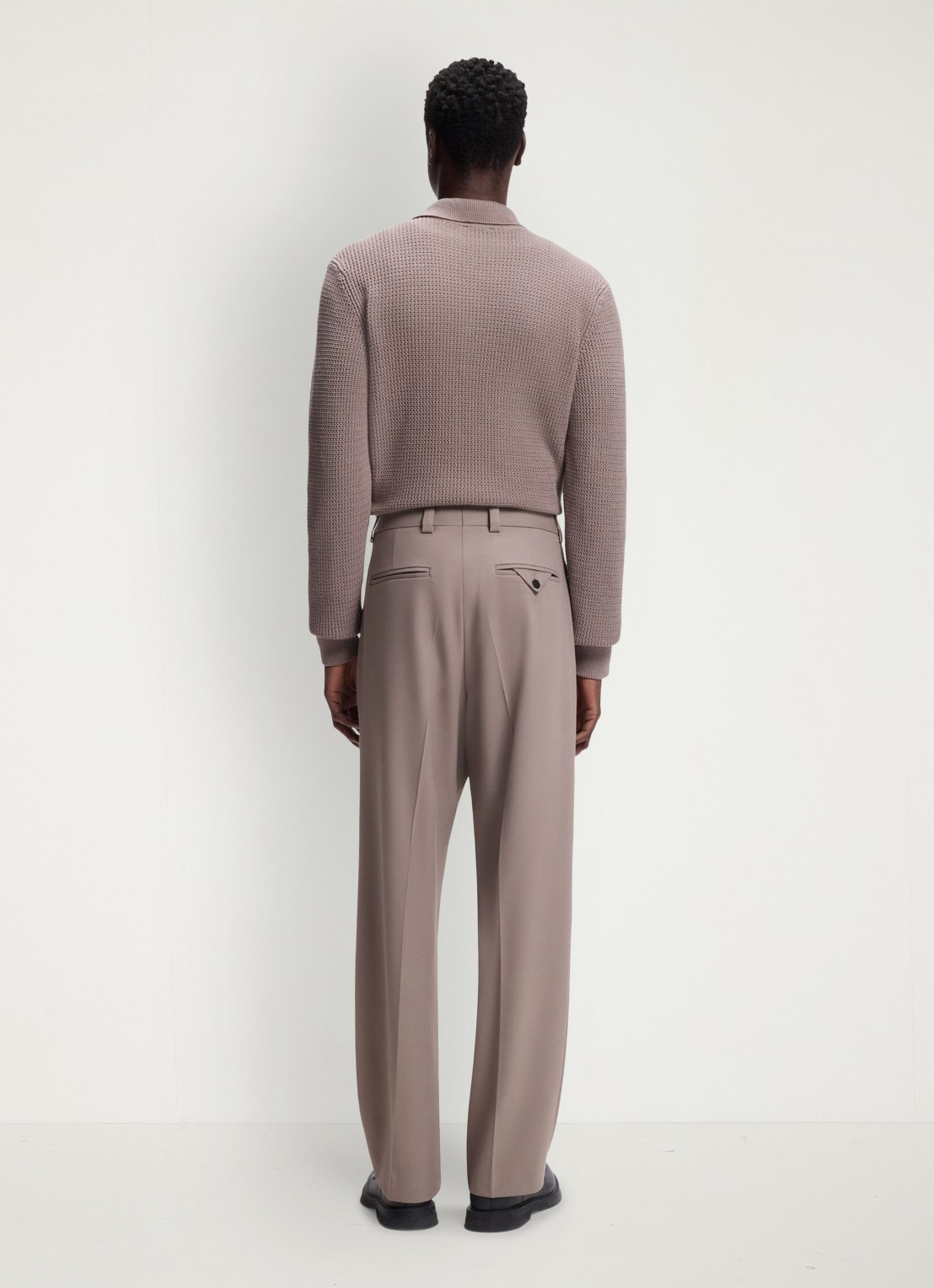 HUGO Regular fit pantalon met steekzakken - achterkant 3 lichtbruin