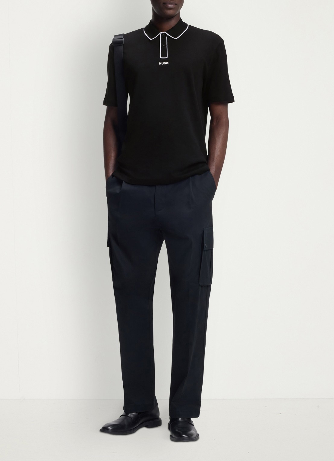 HUGO Regular fit polo met logo  - voorkant 5 zwart