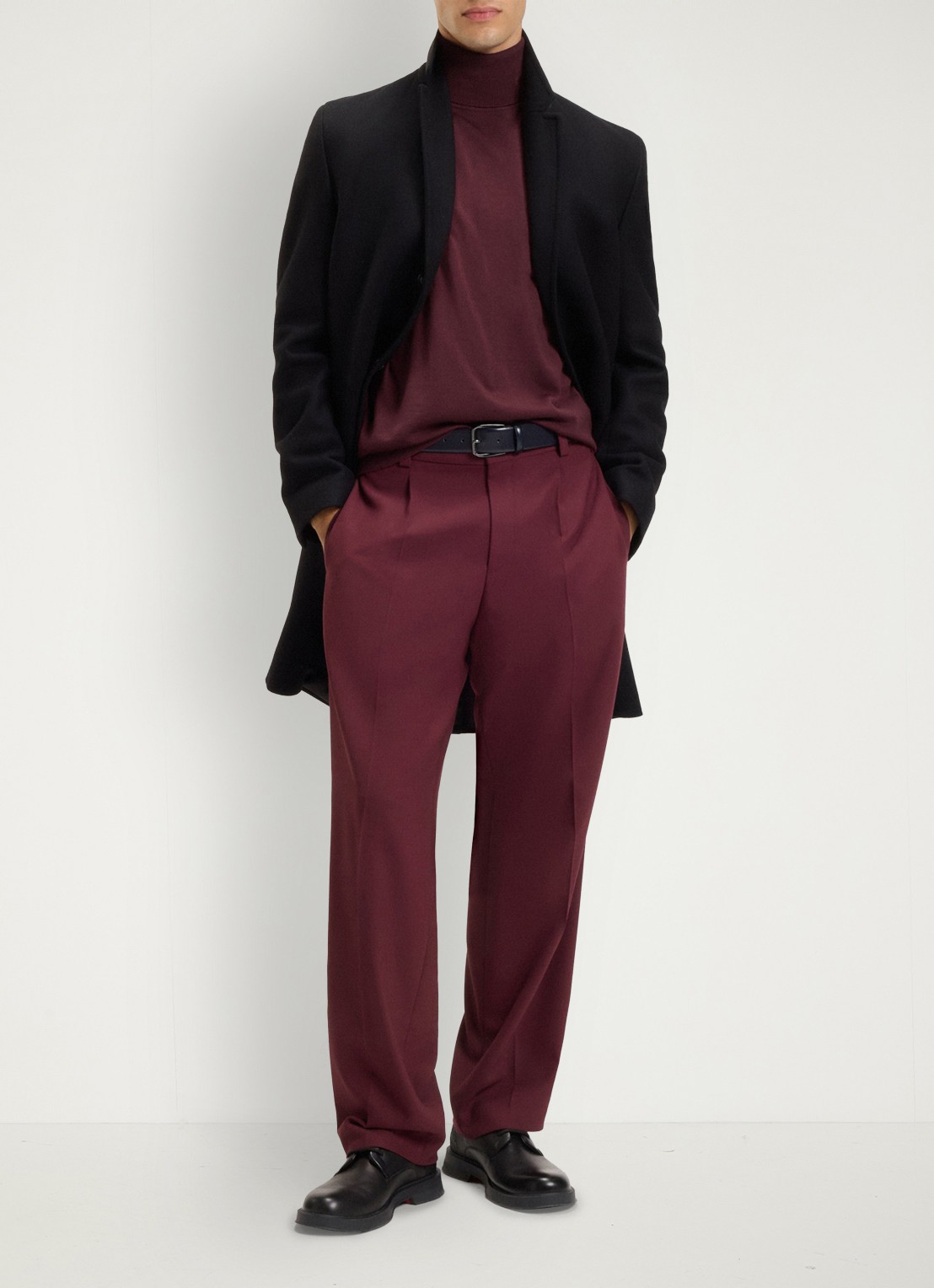 HUGO Regular-fit trui van scheerwol met col - voorkant 5 donkerrood