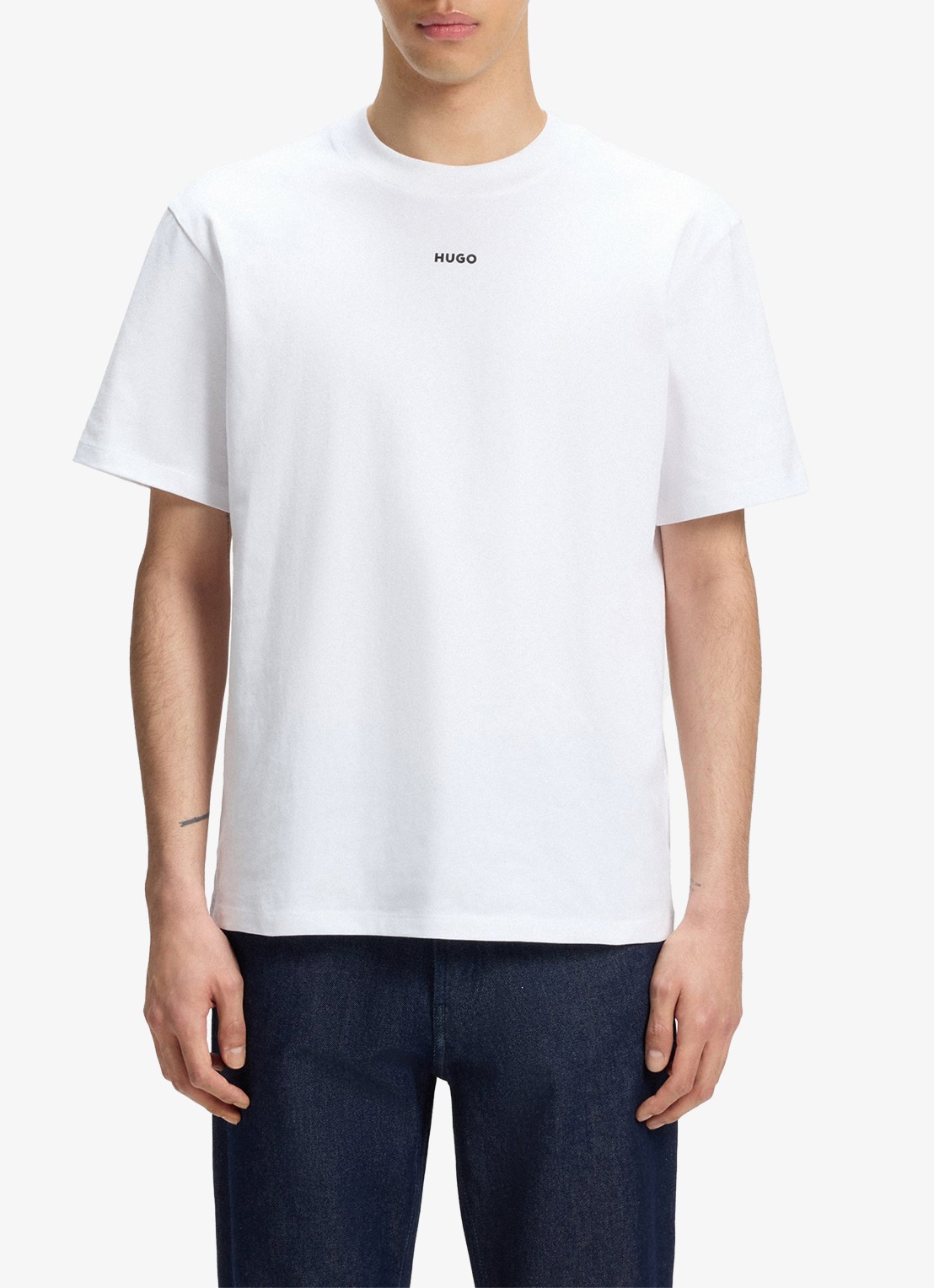 HUGO Relaxed-fit T-shirt van katoen met logoprint - detail 2 white-100 / wit