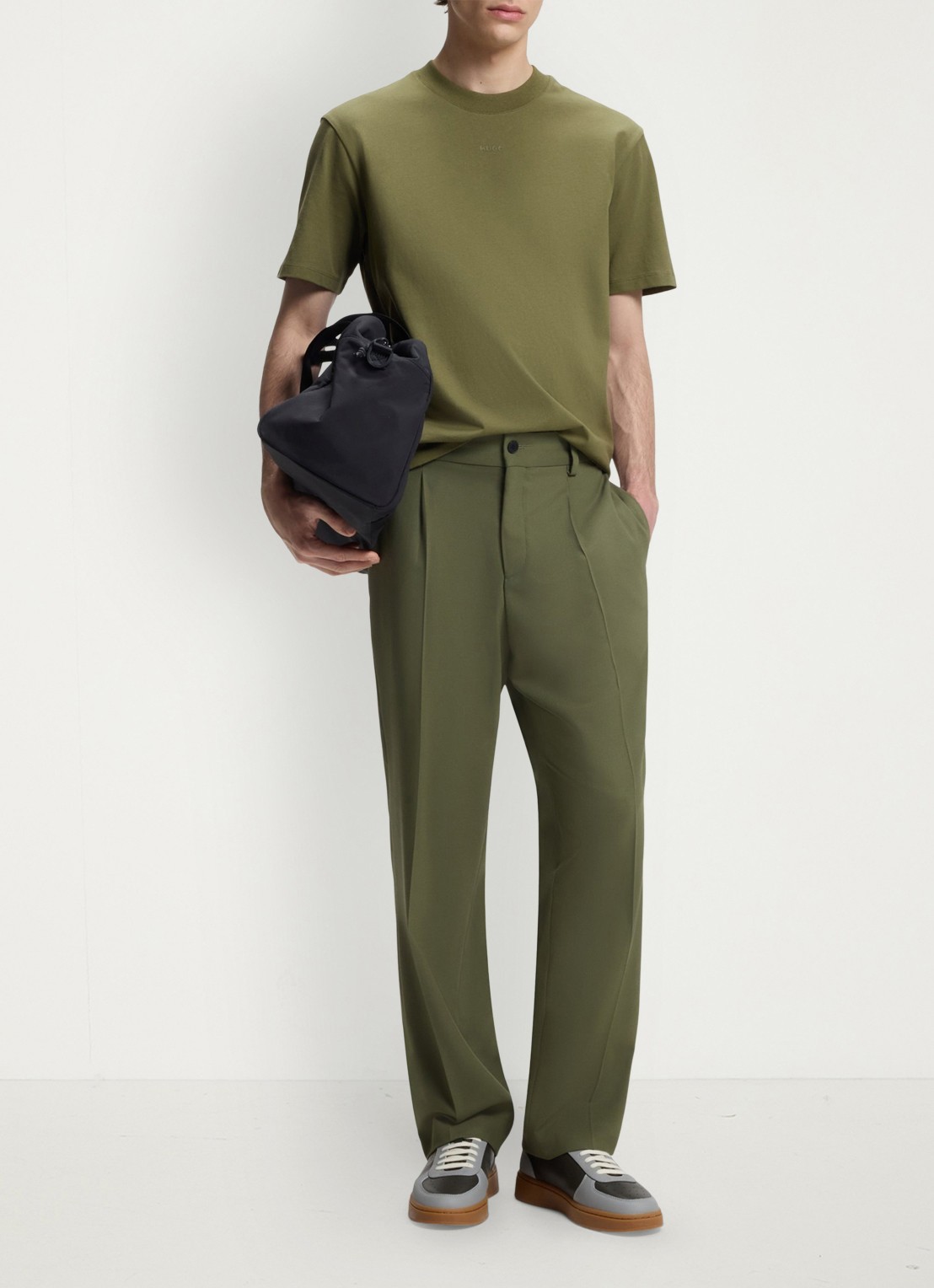 HUGO Relaxed-fit T-shirt van katoen met logoprint - voorkant 2 open green-388 / groen