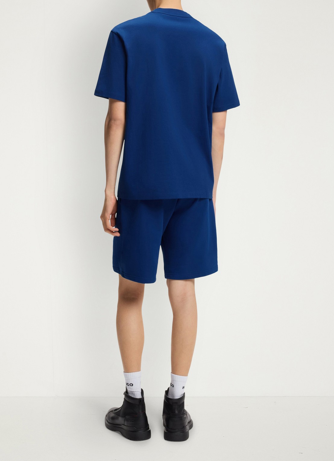 HUGO Relaxed-fit T-shirt van katoen met logoprint - achterkant open blue-498 / blauw