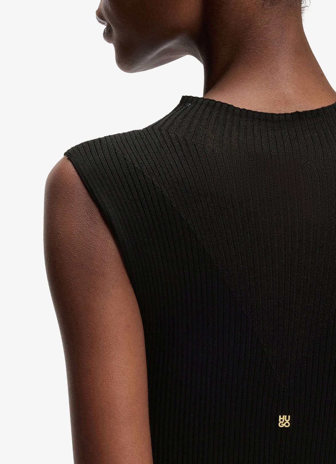 HUGO Ribgebreide maxi jurk met opstaande kraag - detail 3 black-001 / zwart