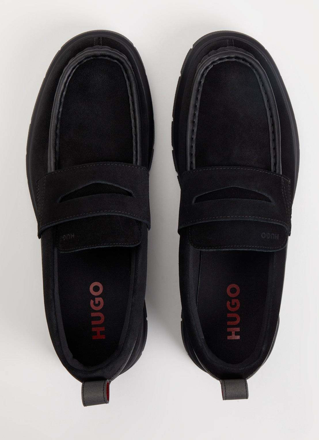 HUGO Ryan loafer van suède - detail 2 zwart
